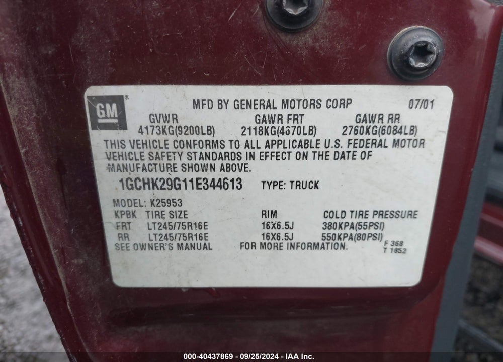 2001 CHEVROLET SILVERADO 2500HD LS VIN: 1GCHK29G11E344613