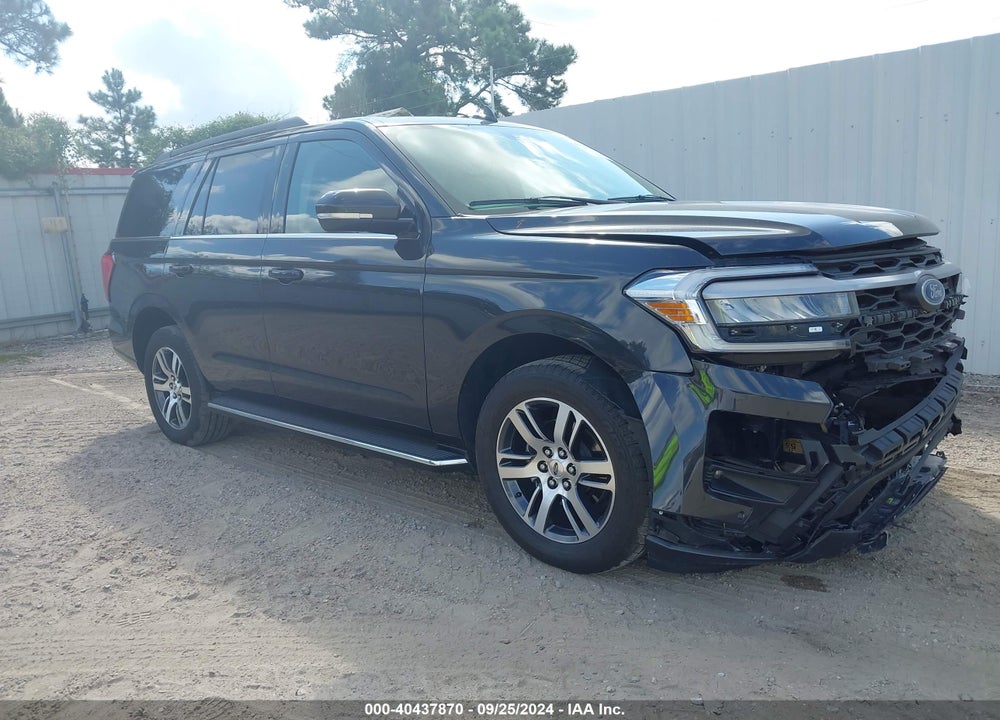 2022 FORD EXPEDITION XLT VIN: 1FMJU1HT8NEA61678