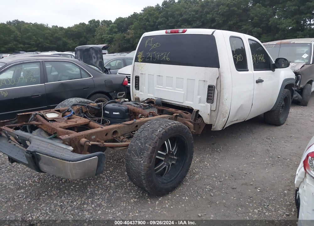 2009 CHEVROLET SILVERADO 1500 WORK TRUCK VIN: 1GCEK190X9Z261413