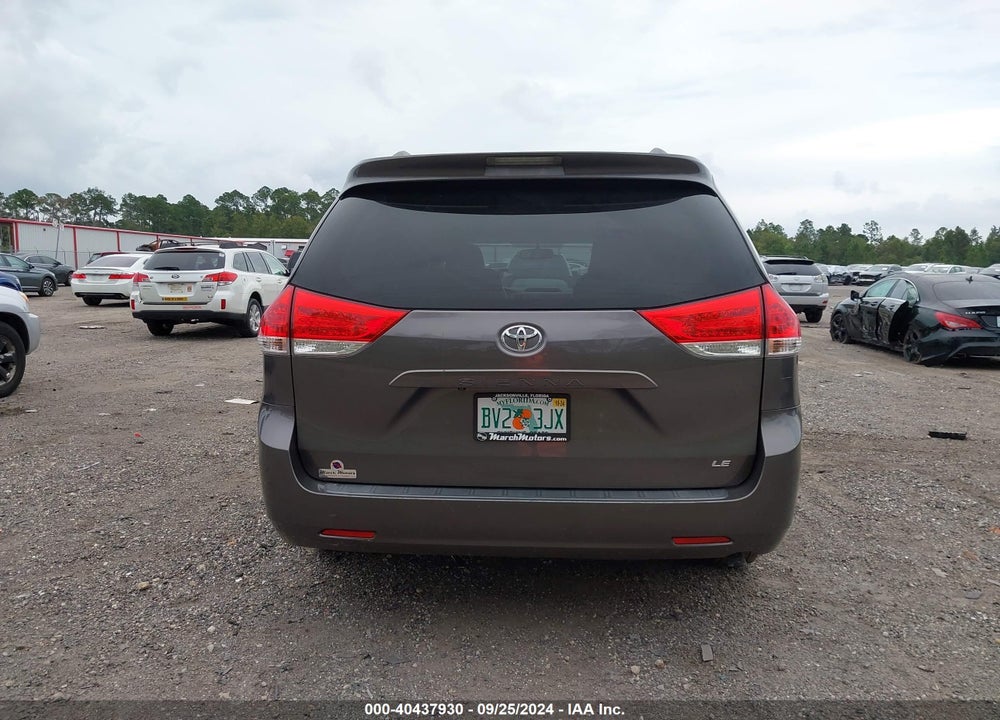 2011 TOYOTA SIENNA LE V6 VIN: 5TDKK3DC6BS043136