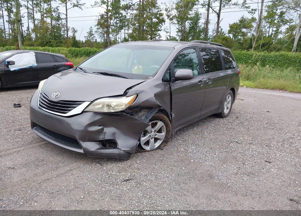2011 TOYOTA SIENNA LE V6 VIN: 5TDKK3DC6BS043136