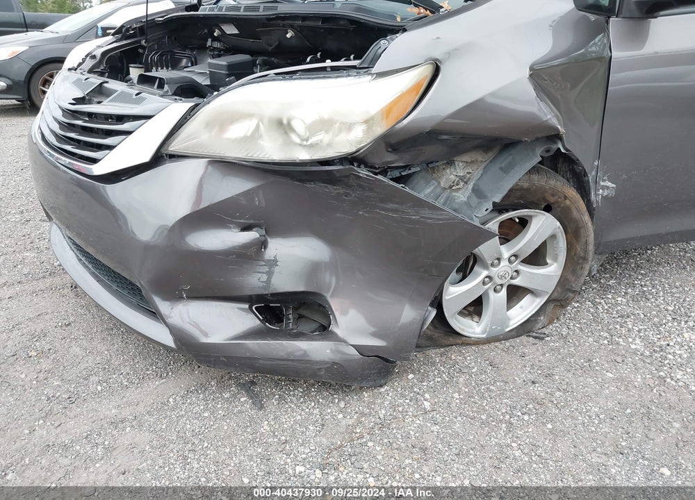 2011 TOYOTA SIENNA LE V6 VIN: 5TDKK3DC6BS043136