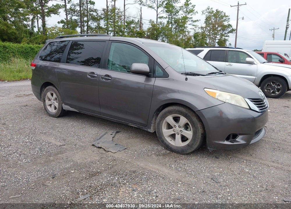 2011 TOYOTA SIENNA LE V6 VIN: 5TDKK3DC6BS043136