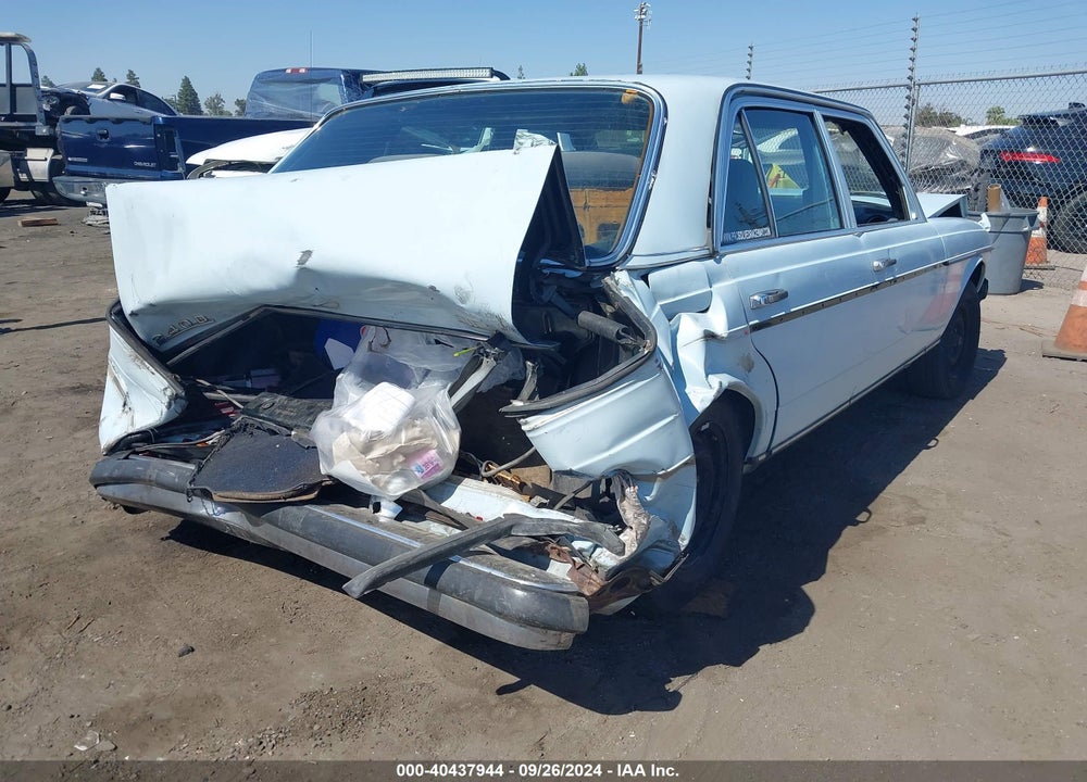 1978 MERCEDES-BENZ 240 E VIN: 12312310065654