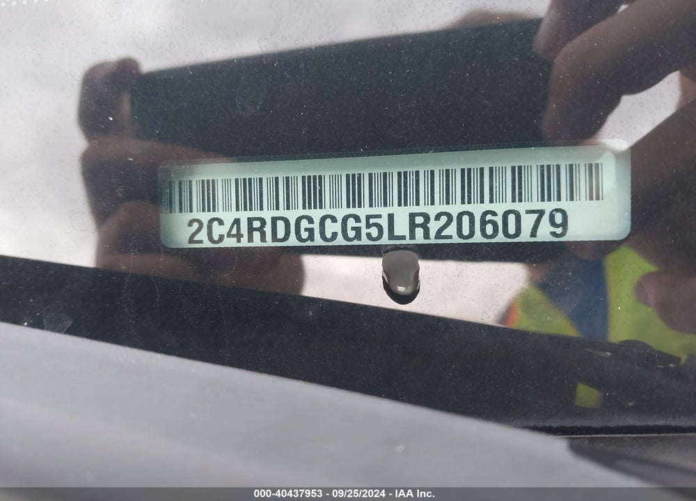 2020 DODGE GRAND CARAVAN SXT VIN: 2C4RDGCG5LR206079