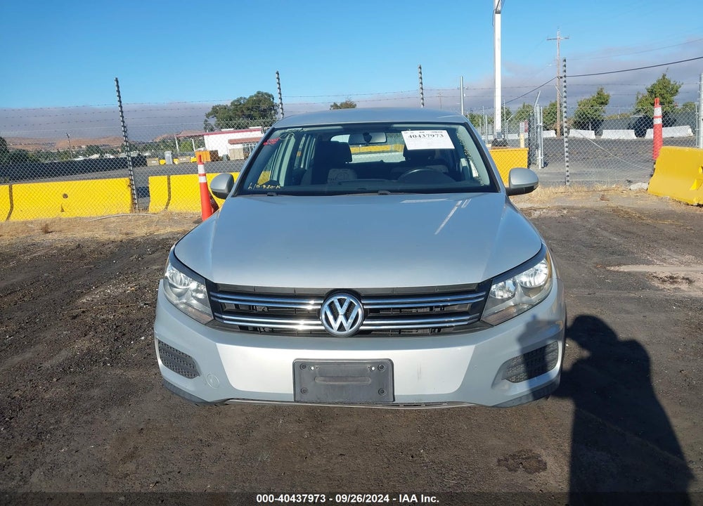2013 VOLKSWAGEN TIGUAN S VIN: WVGBV7AX5DW551859