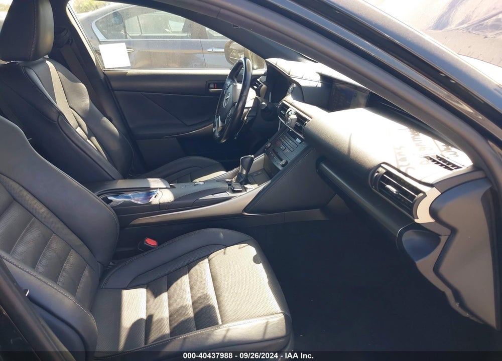 2017 LEXUS IS 200T VIN: JTHBA1D26H5053791