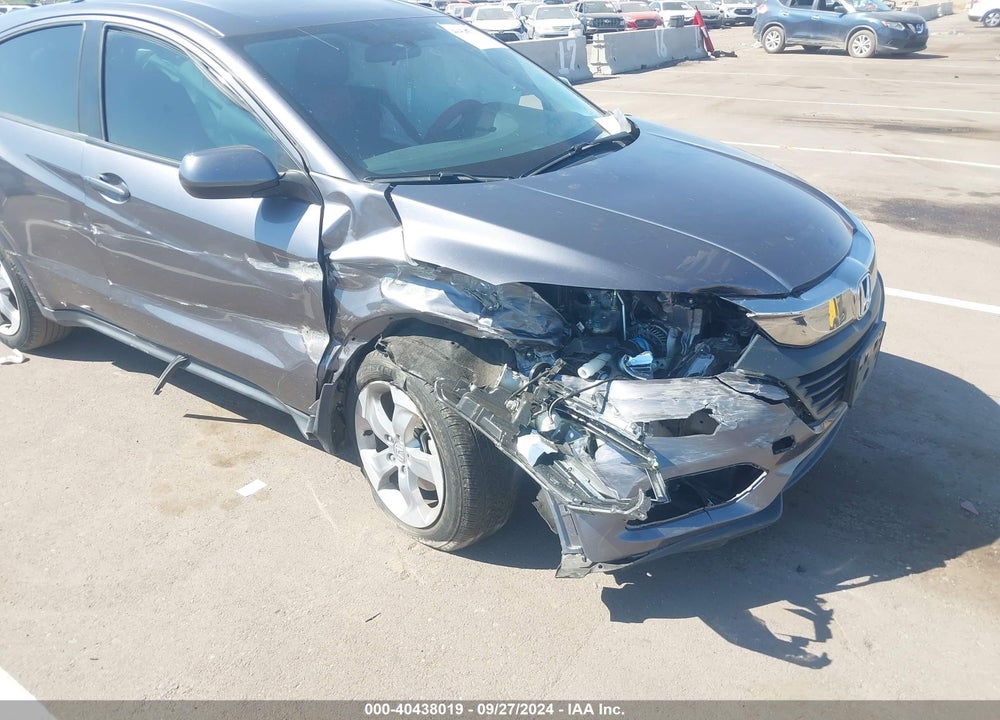 2022 HONDA HR-V 2WD LX VIN: 3CZRU5H37NM703861