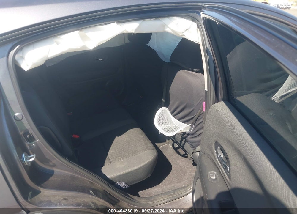 2022 HONDA HR-V 2WD LX VIN: 3CZRU5H37NM703861