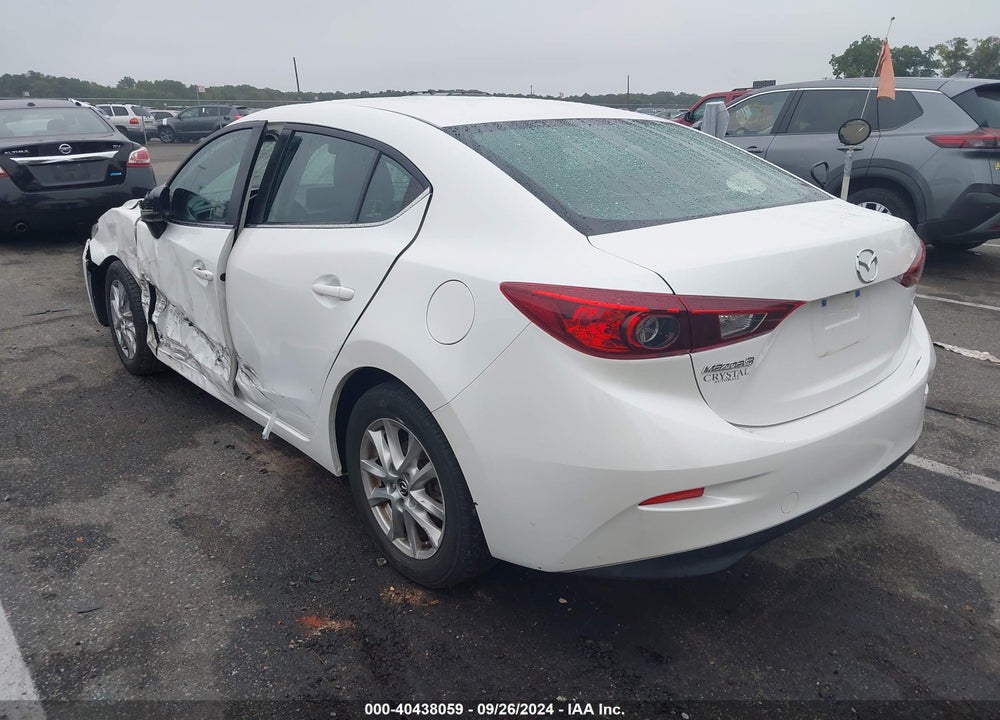 2018 MAZDA 3 SPORT VIN: 3MZBN1U72JM217651