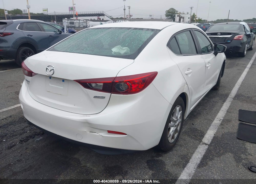 2018 MAZDA 3 SPORT VIN: 3MZBN1U72JM217651