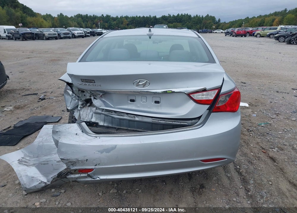 2011 HYUNDAI SONATA GLS VIN: 5NPEB4AC4BH008740