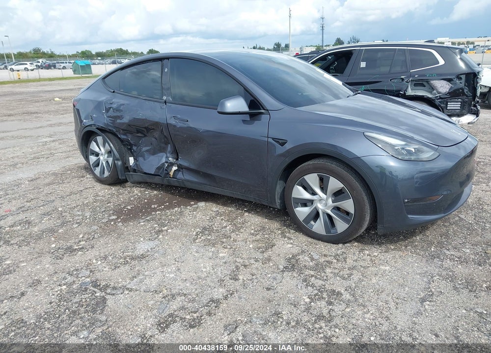 2023 TESLA MODEL Y VIN: 7SAYGAEE3PF888895