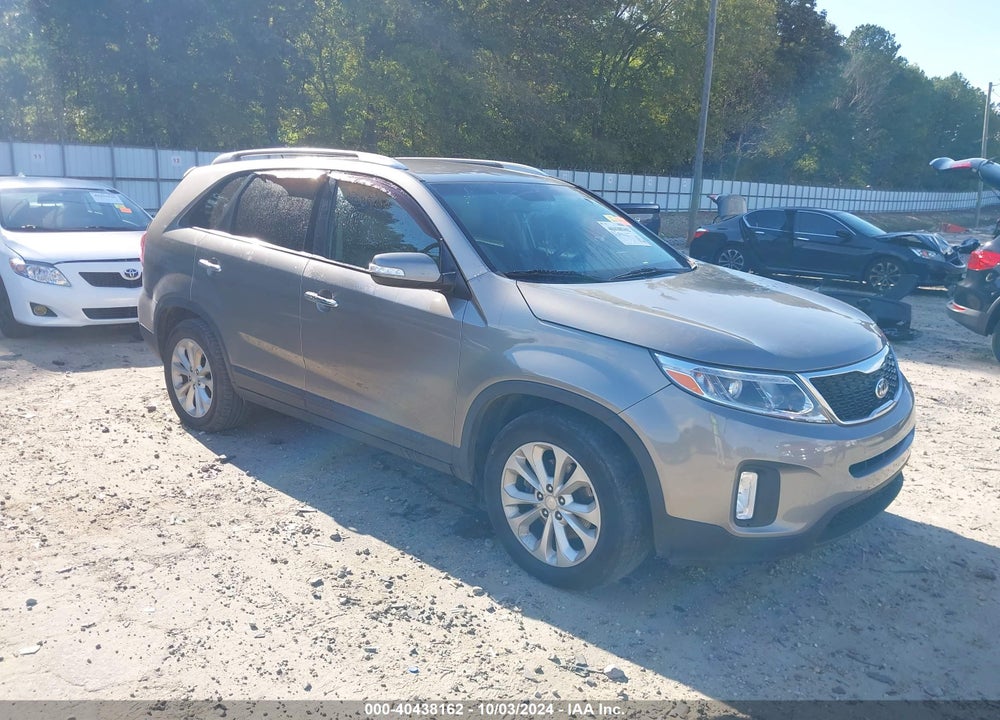 2015 KIA SORENTO EX V6 VIN: 5XYKU4A77FG644050