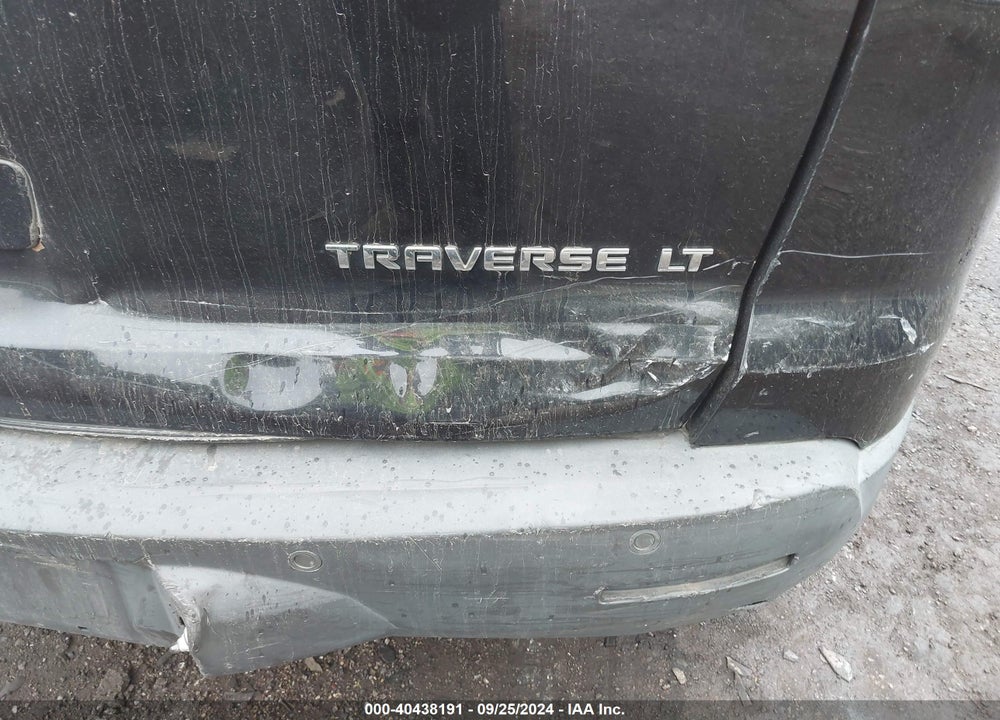 2010 CHEVROLET TRAVERSE LT VIN: 1GNLVFED4AS121611
