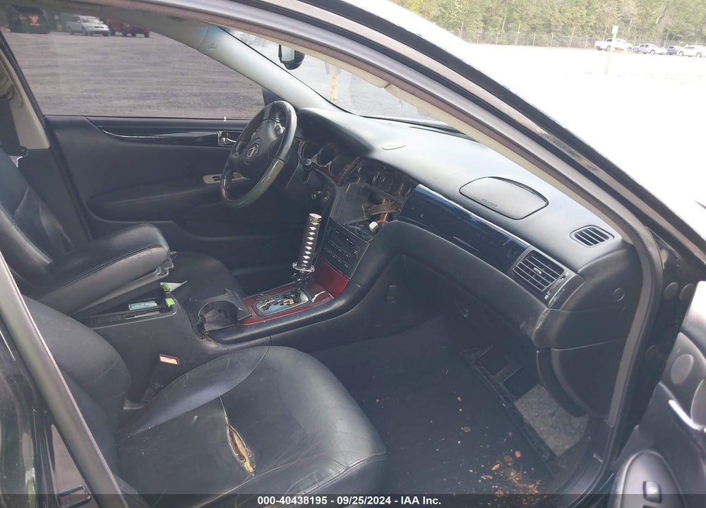 2002 LEXUS ES 300 VIN: JTHBF30GX20038536