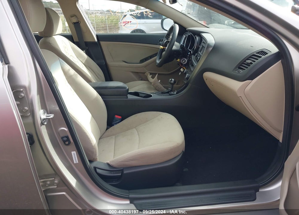 2015 KIA OPTIMA LX VIN: KNAGM4A79F5547251
