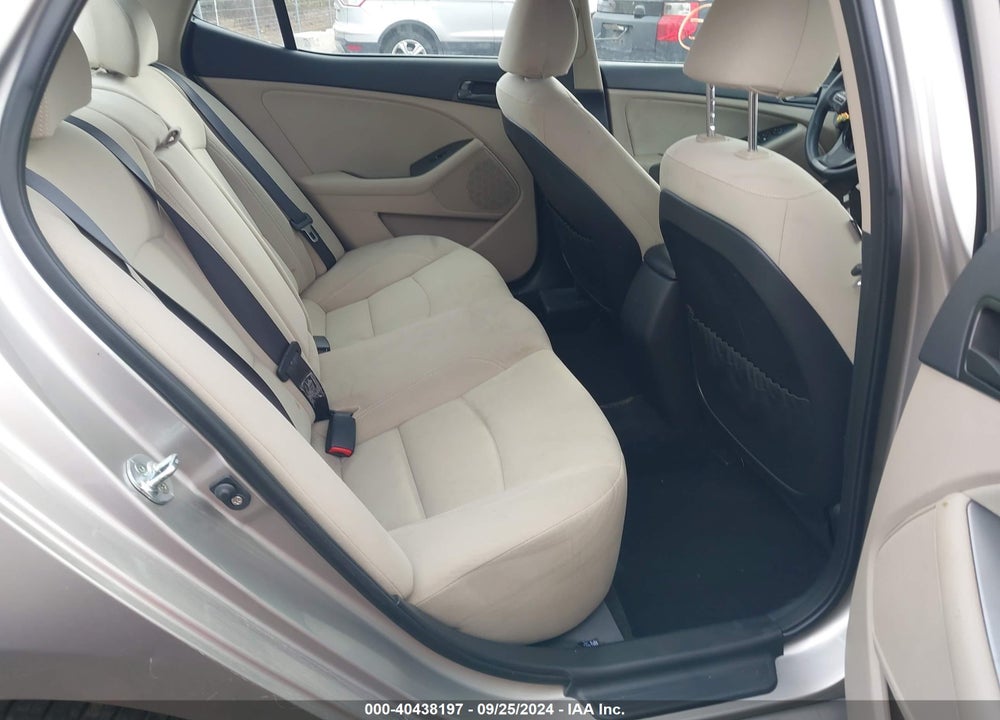 2015 KIA OPTIMA LX VIN: KNAGM4A79F5547251