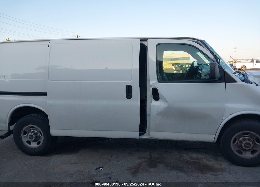2008 GMC SAVANA WORK VAN VIN: 1GTGG25C381181013