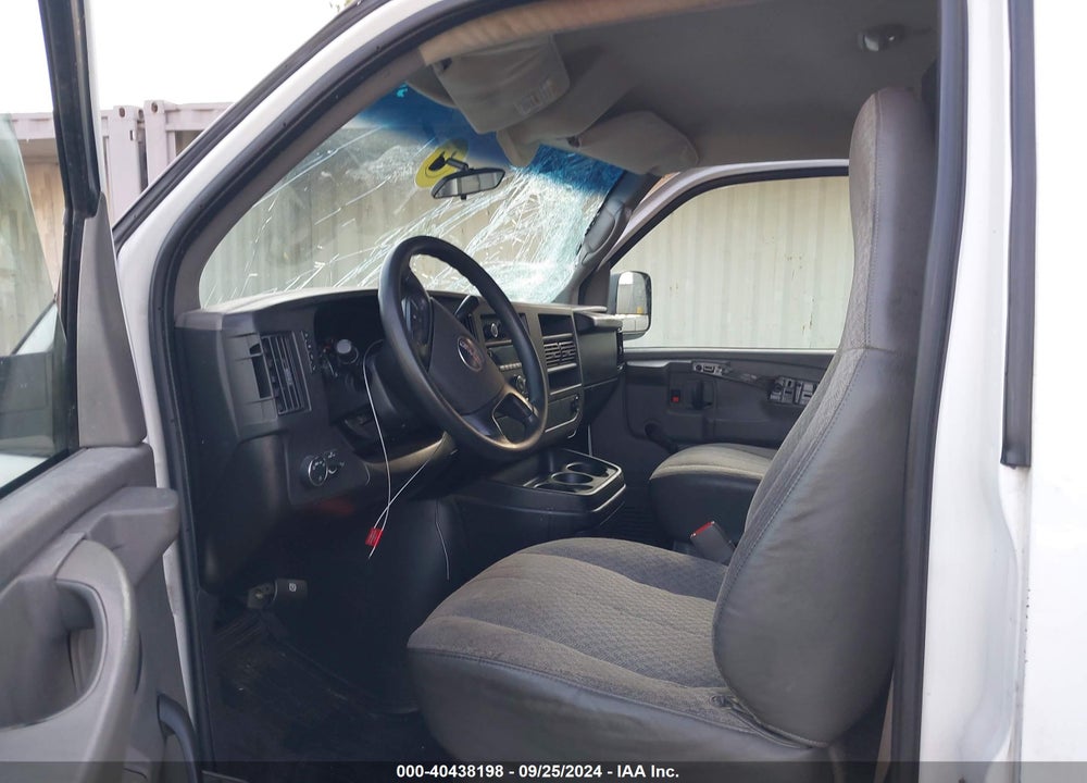 2008 GMC SAVANA WORK VAN VIN: 1GTGG25C381181013