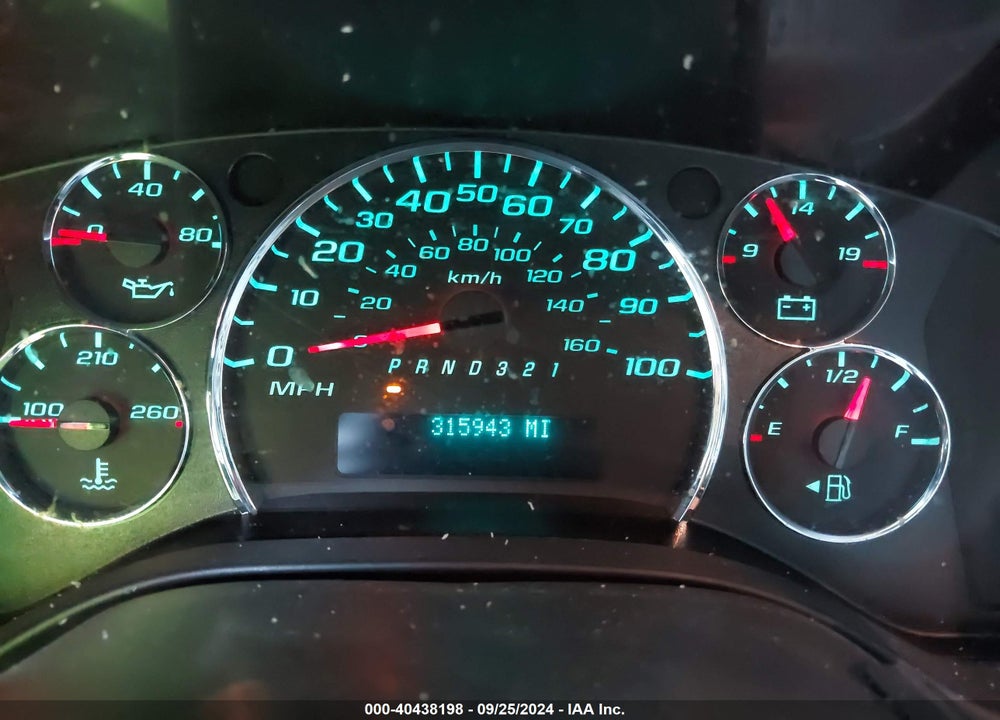2008 GMC SAVANA WORK VAN VIN: 1GTGG25C381181013