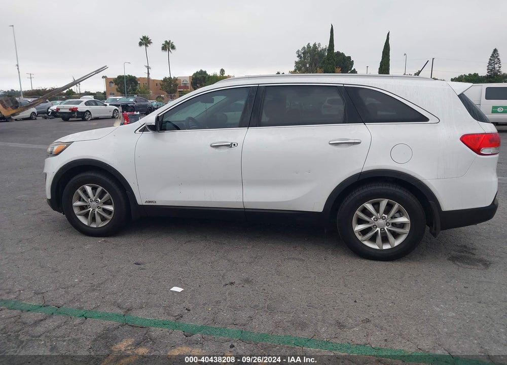 2016 KIA SORENTO 2.4L LX VIN: 5XYPGDA32GG081937