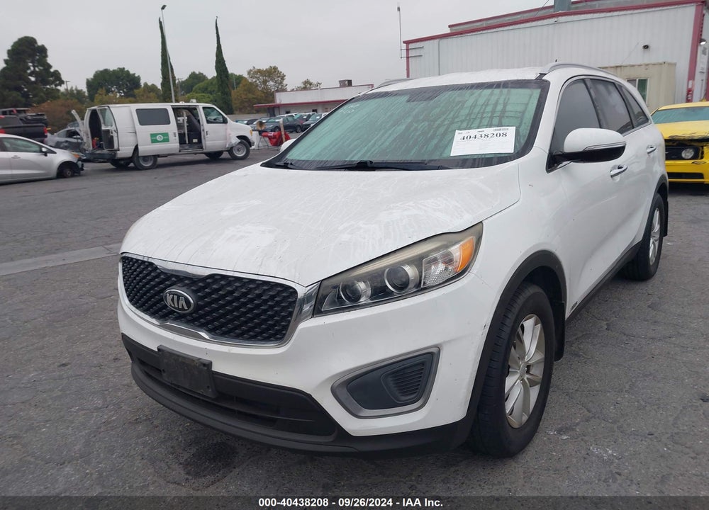 2016 KIA SORENTO 2.4L LX VIN: 5XYPGDA32GG081937