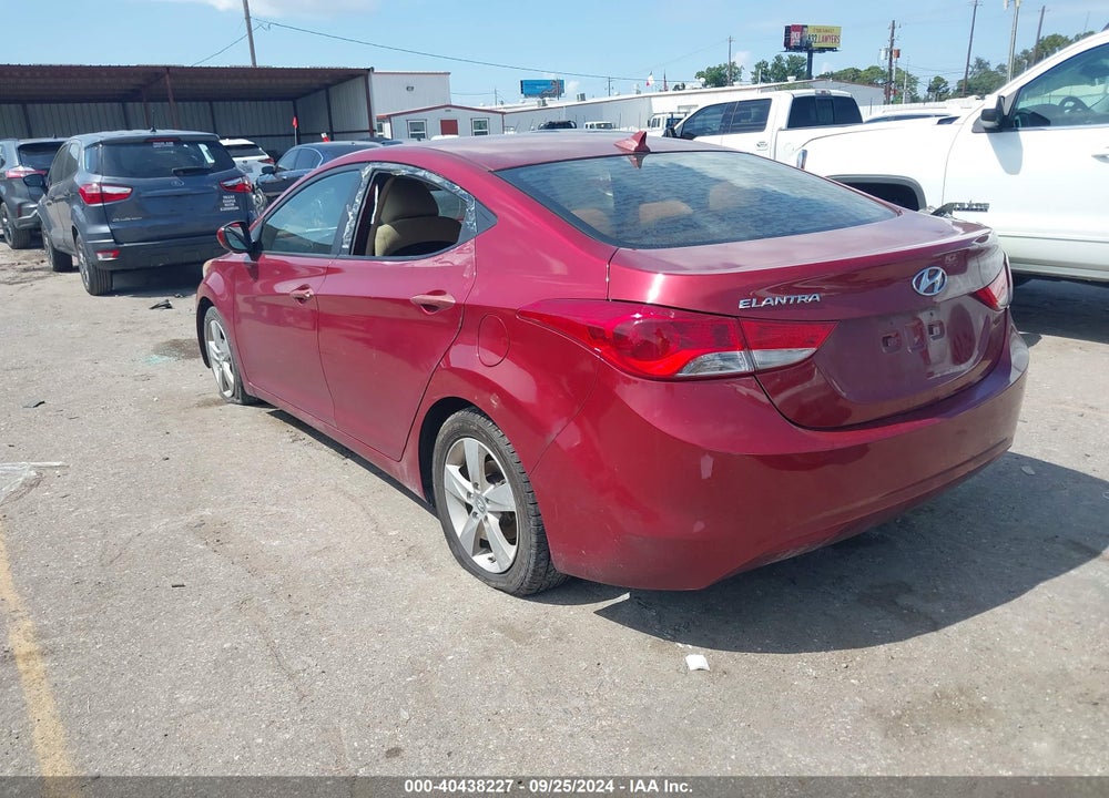 2013 HYUNDAI ELANTRA GLS VIN: 5NPDH4AE6DH396925