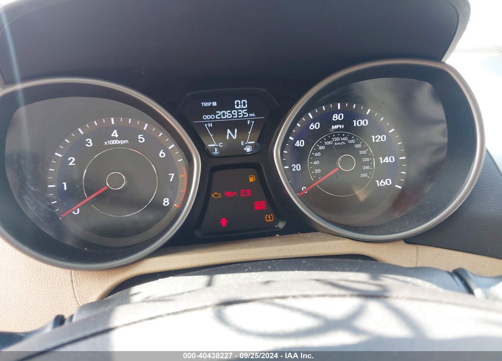 2013 HYUNDAI ELANTRA GLS VIN: 5NPDH4AE6DH396925