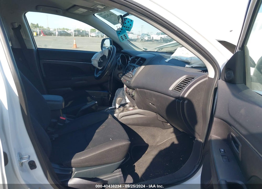2015 MITSUBISHI OUTLANDER SPORT ES VIN: 4A4AP3AU8FE060549