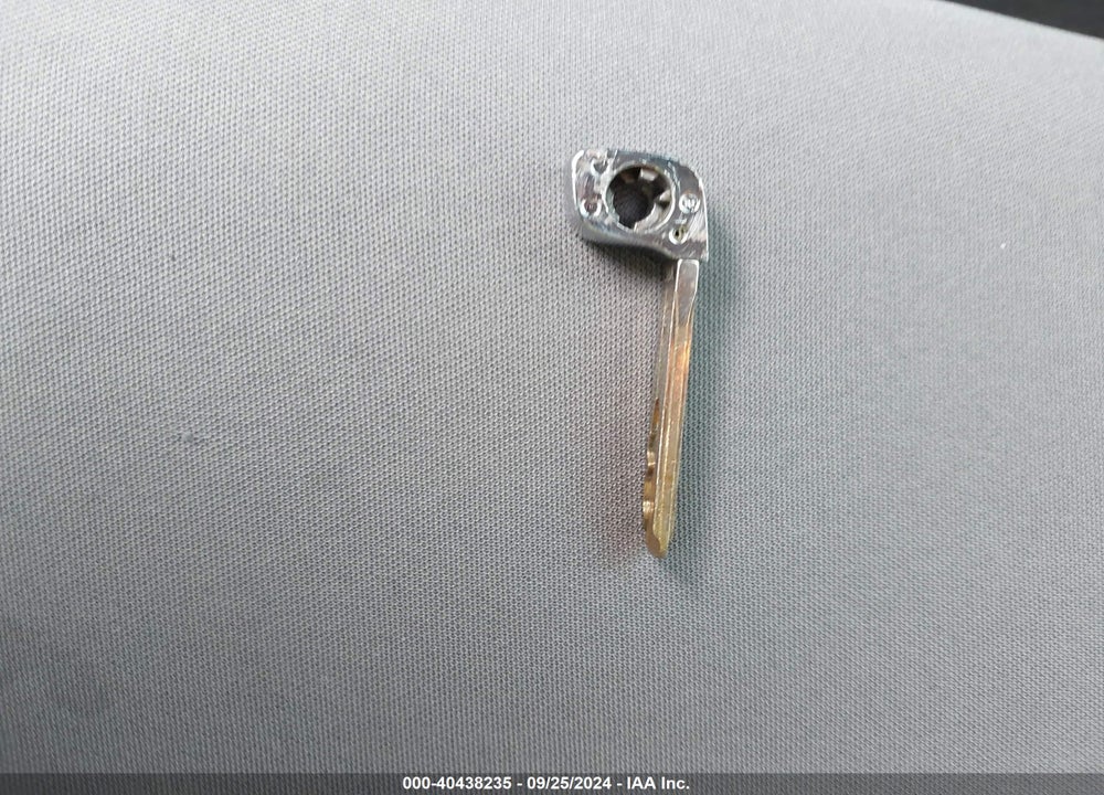 2015 HYUNDAI SONATA SE VIN: 5NPE24AF9FH199247