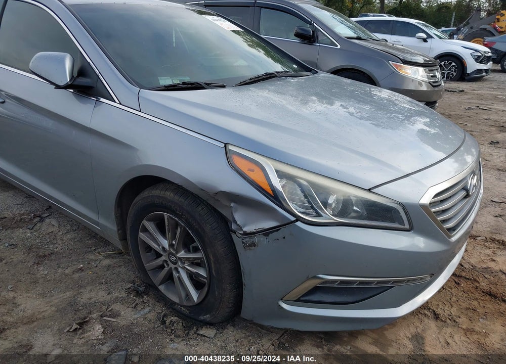 2015 HYUNDAI SONATA SE VIN: 5NPE24AF9FH199247