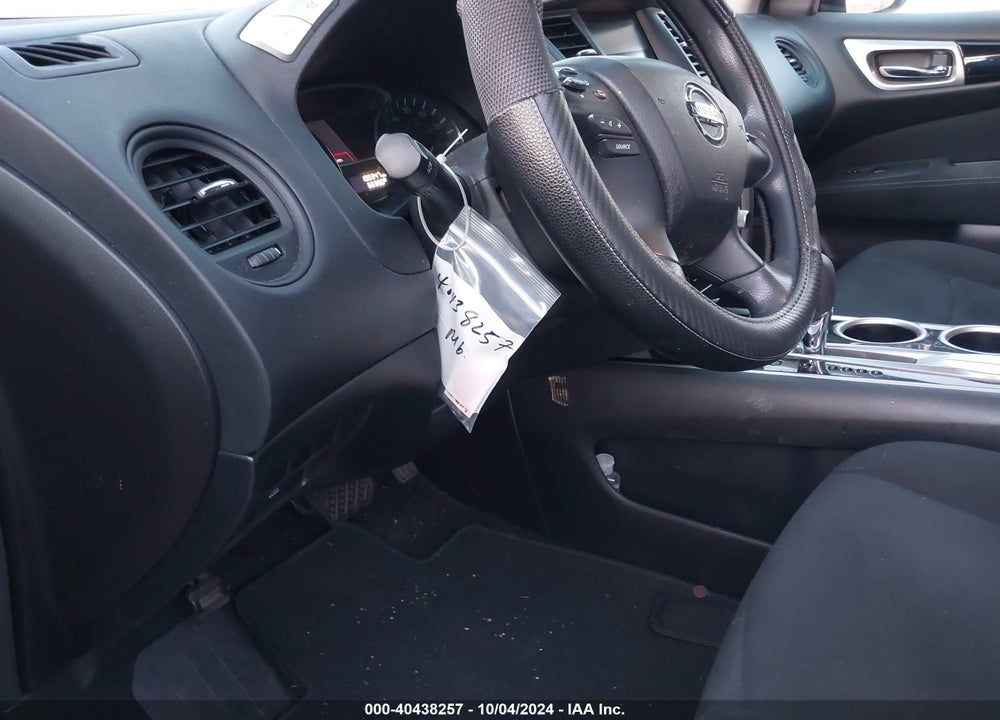 2015 NISSAN PATHFINDER S VIN: 5N1AR2MNXFC668144