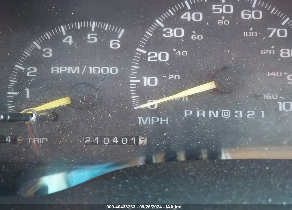 1997 CHEVROLET SUBURBAN 1500 VIN: 3GNFK16RXVG160476