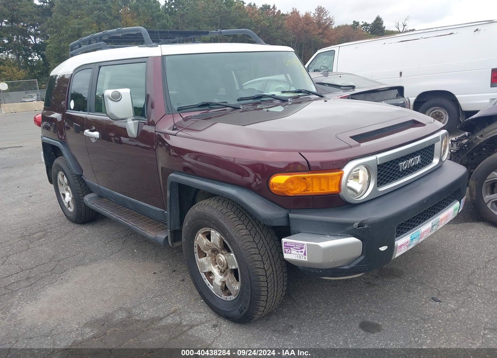 2007 TOYOTA FJ CRUISER VIN: JTEBU11F070086115