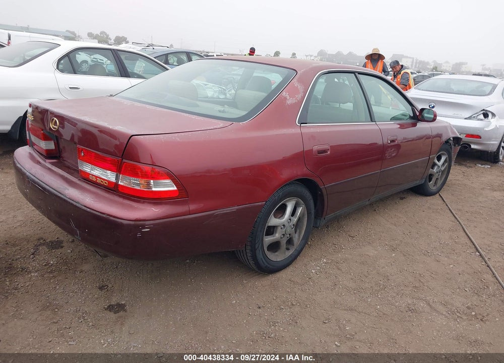 2000 LEXUS ES 300 VIN: JT8BF28G6Y5077652
