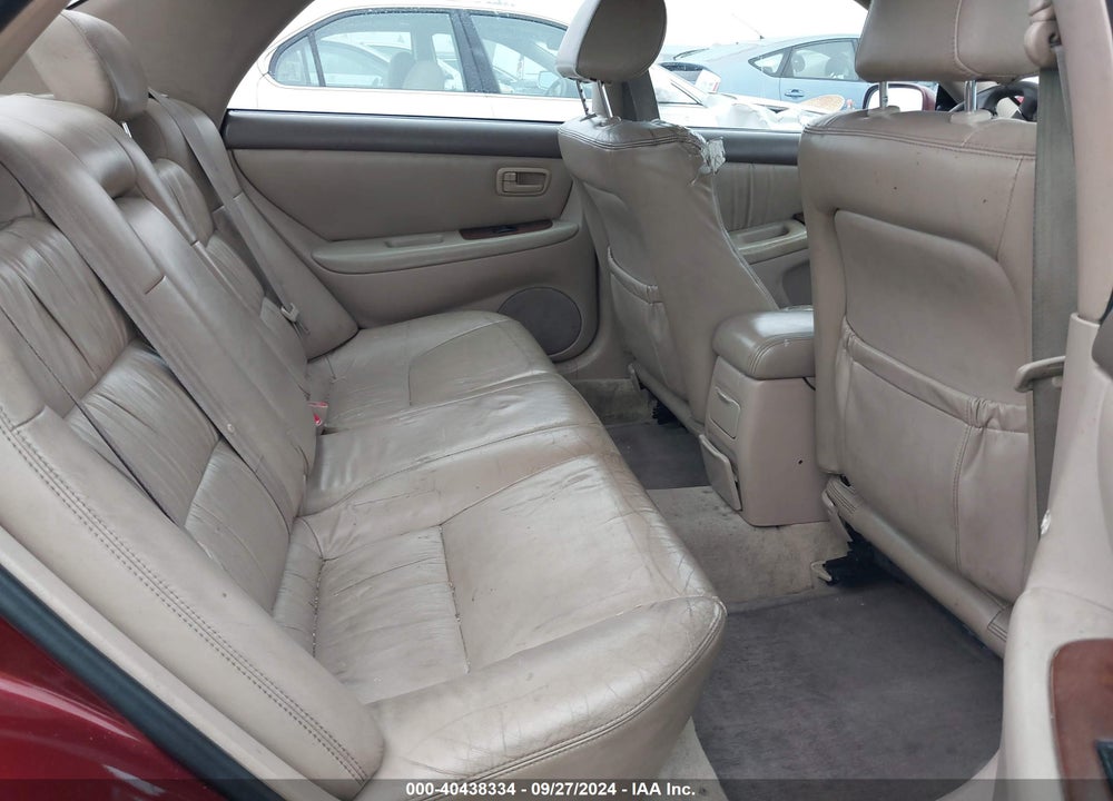 2000 LEXUS ES 300 VIN: JT8BF28G6Y5077652