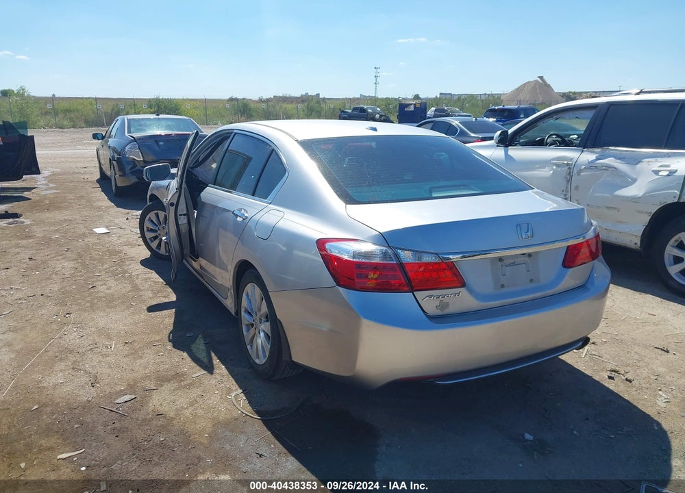 2013 HONDA ACCORD EX-L VIN: 1HGCR2F83DA132554