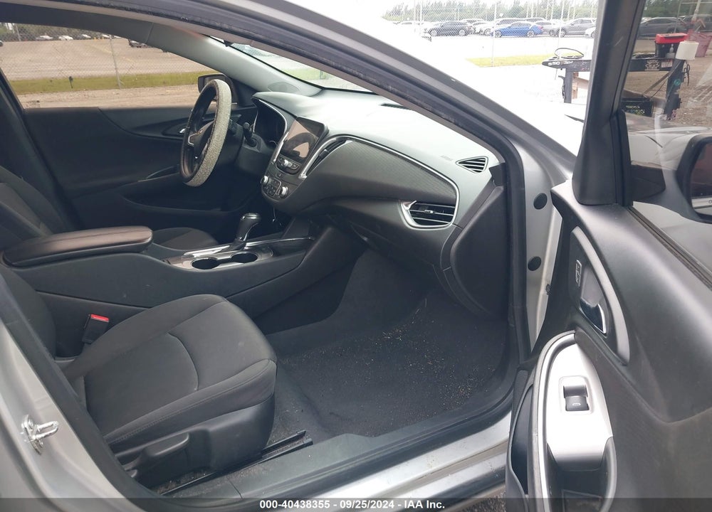 2019 CHEVROLET MALIBU LT VIN: 1G1ZD5ST0KF167211