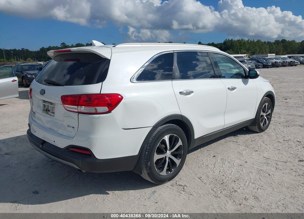 2018 KIA SORENTO 3.3L EX VIN: 5XYPH4A54JG410904