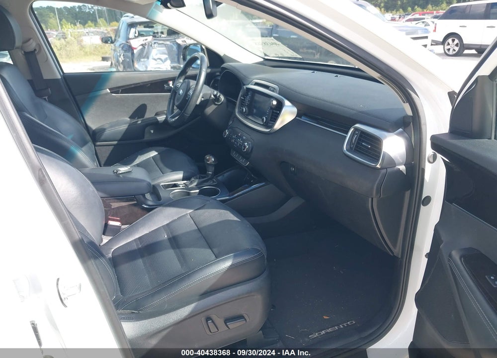 2018 KIA SORENTO 3.3L EX VIN: 5XYPH4A54JG410904
