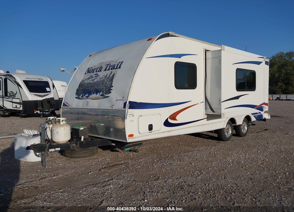 2011 HEARTLAND NORTH TRAIL 21FBS VIN: 5SFNB2627BE226317