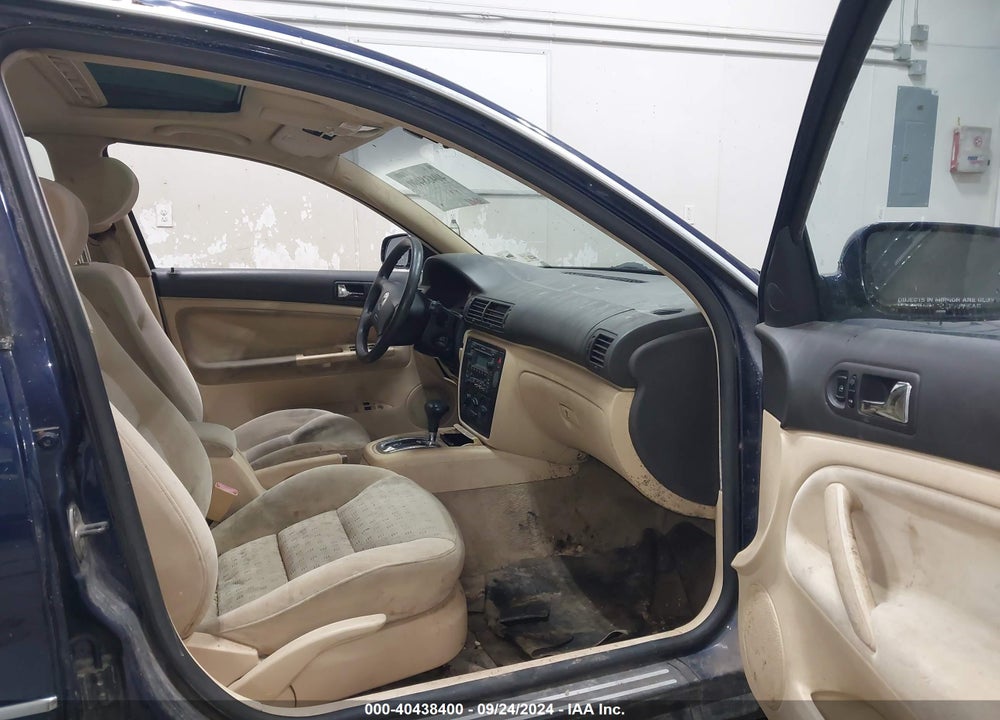 2003 VOLKSWAGEN PASSAT GLS VIN: WVWPD63B63P184178
