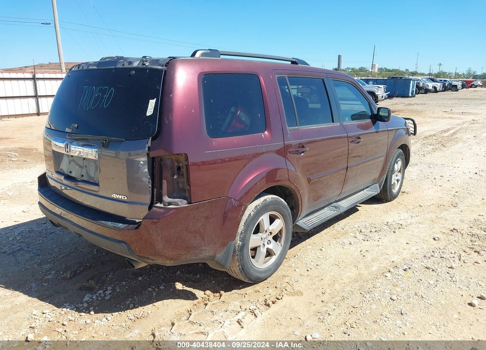 2011 HONDA PILOT EX-L VIN: 5FNYF3H52BB031211