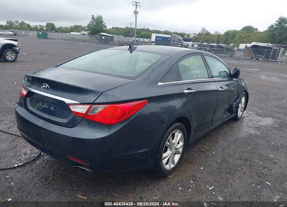 2011 HYUNDAI SONATA SE VIN: 5NPEC4AC7BH113222