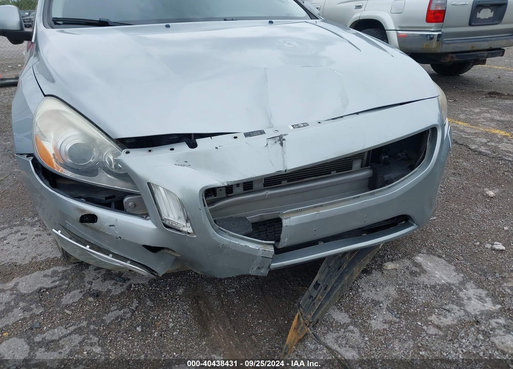 2011 VOLVO S60 T6 VIN: YV1902FH3B2007719