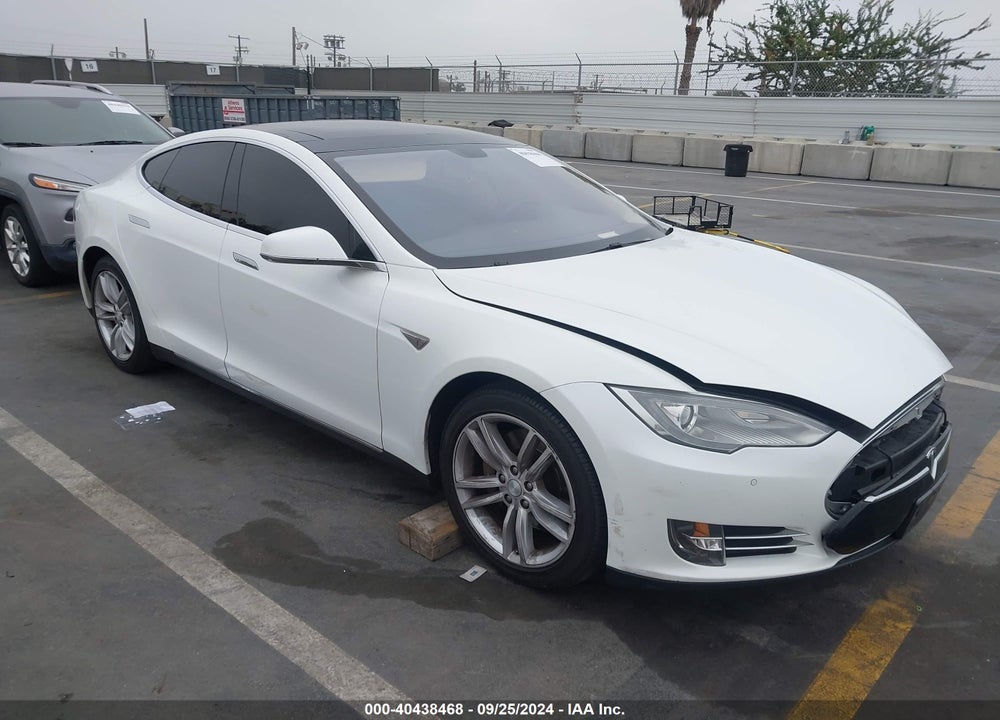 2013 TESLA MODEL S VIN: 5YJSA1CN9DFP22478