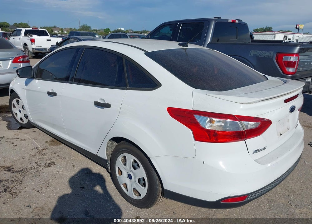 2013 FORD FOCUS VIN: 1FADP3E23DL207498