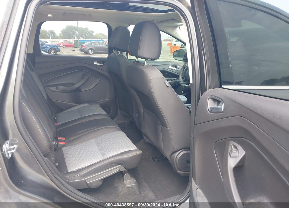 2017 FORD ESCAPE SE VIN: 1FMCU0GD9HUD24378