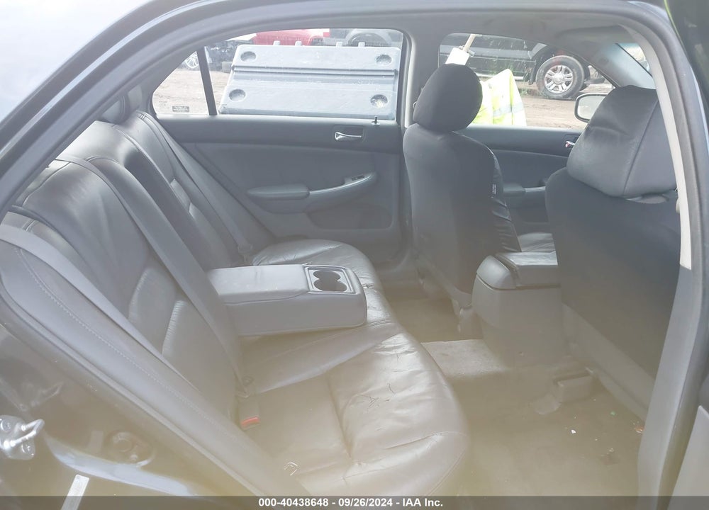 2004 HONDA ACCORD 2.4 EX VIN: 1HGCM56844A072154